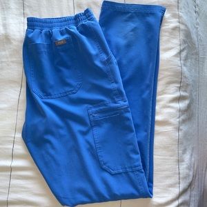 Medium tall Figs Pant.